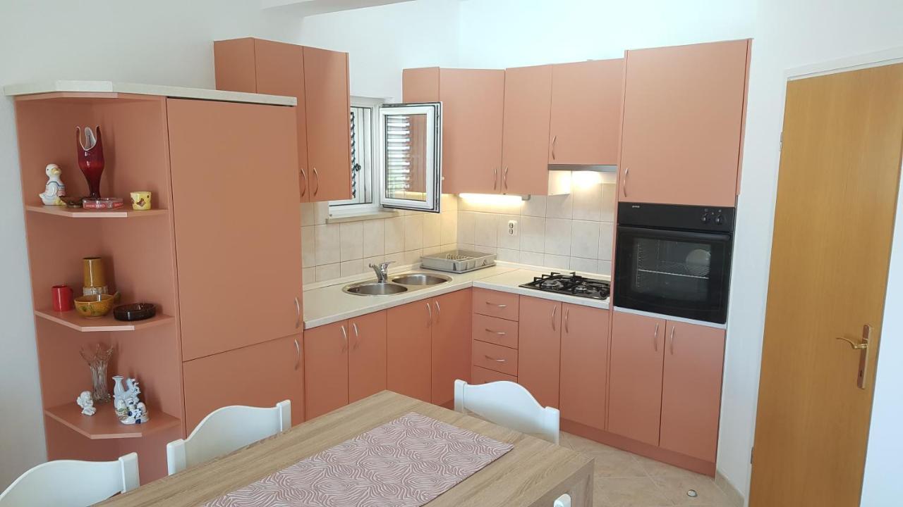 Apartments Edita Makarska Exterior photo